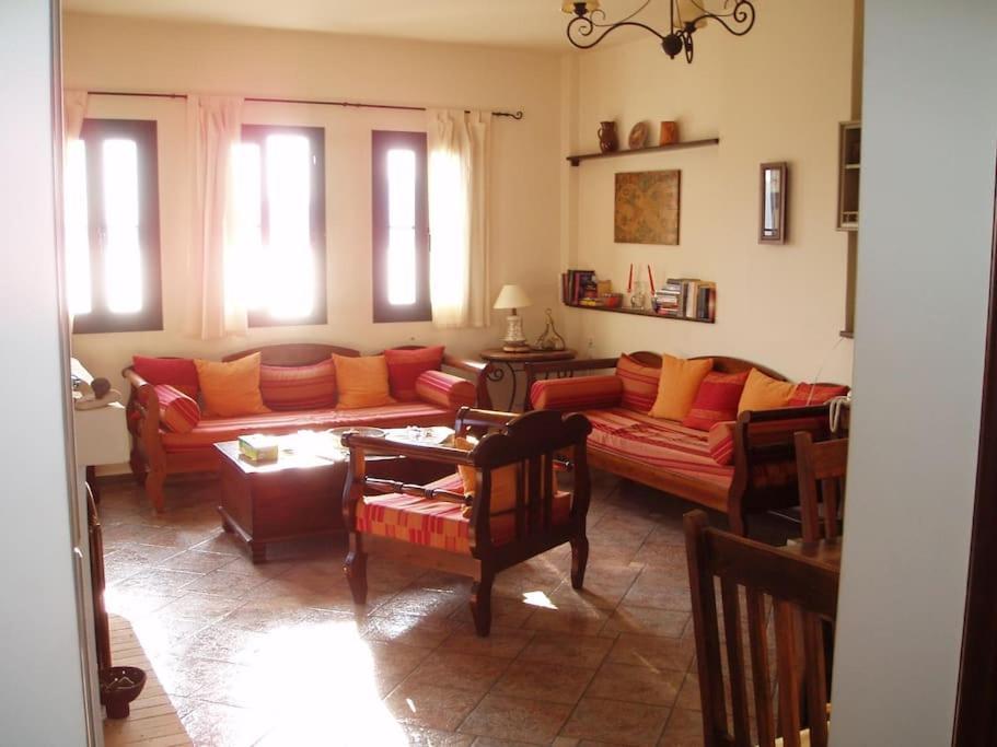 Villa With Breathtaking Views And Private Beach Agios Dimitrios  Exterior photo