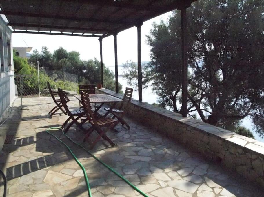 Villa With Breathtaking Views And Private Beach Agios Dimitrios  Exterior photo