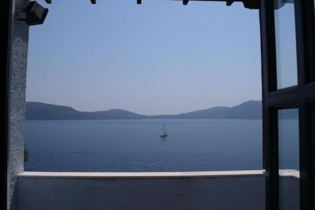 Villa With Breathtaking Views And Private Beach Agios Dimitrios  Exterior photo