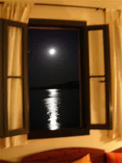 Villa With Breathtaking Views And Private Beach Agios Dimitrios  Exterior photo